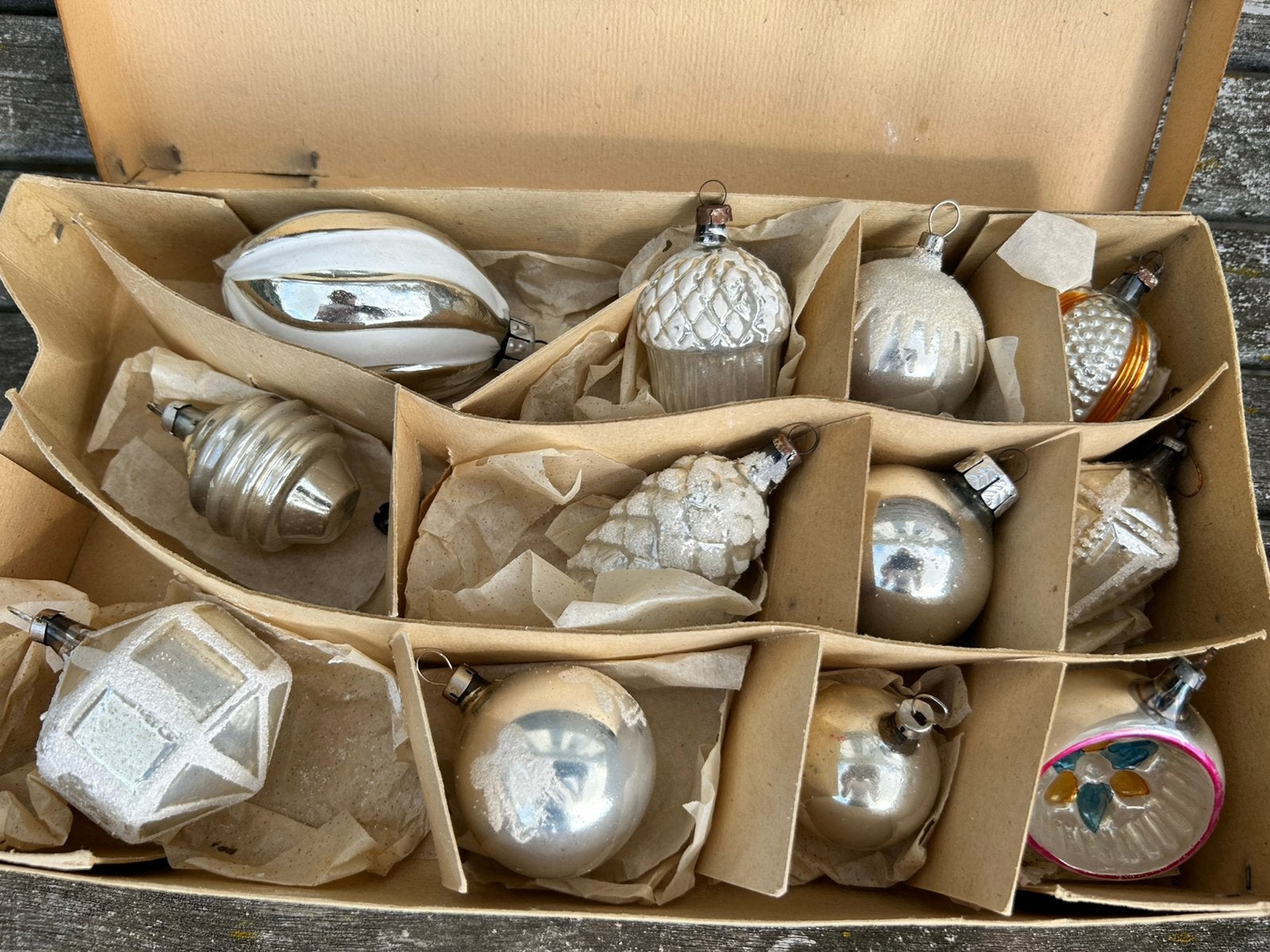 Doosje antieke kerstballen, Verzenden, Gebruikt
