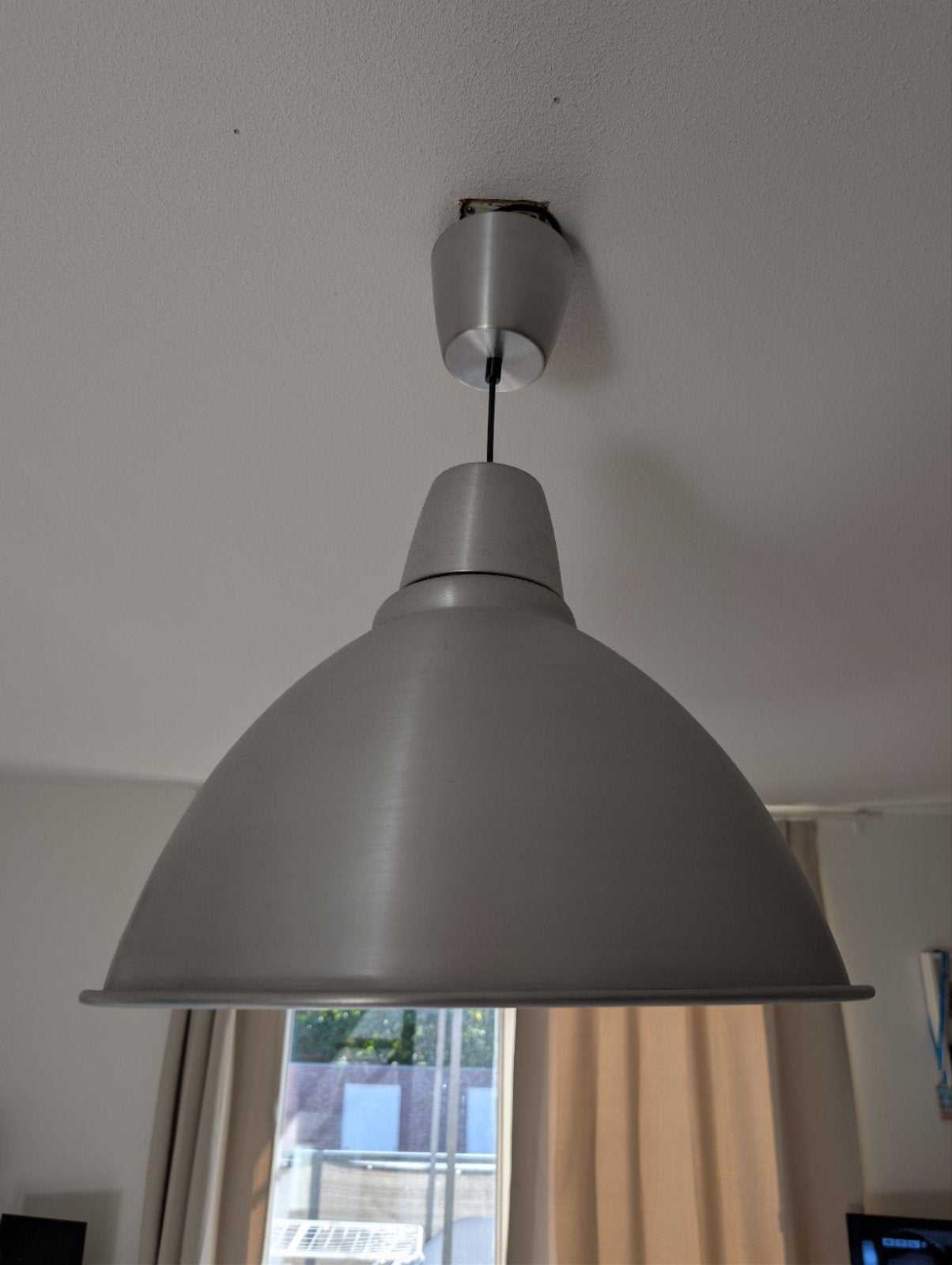 Grijze hanglamp met E27 fitting 50 cm, Ophalen, Gebruikt, E27 (groot), Metaal