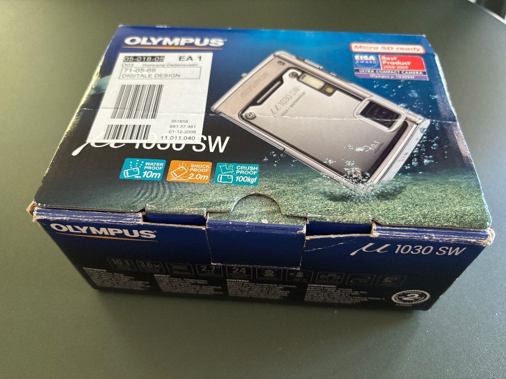 Digitale camera. Olympus 1030 SW, Ingebouwde flitser, Gebruikt, Ophalen of Verzenden, Olympus