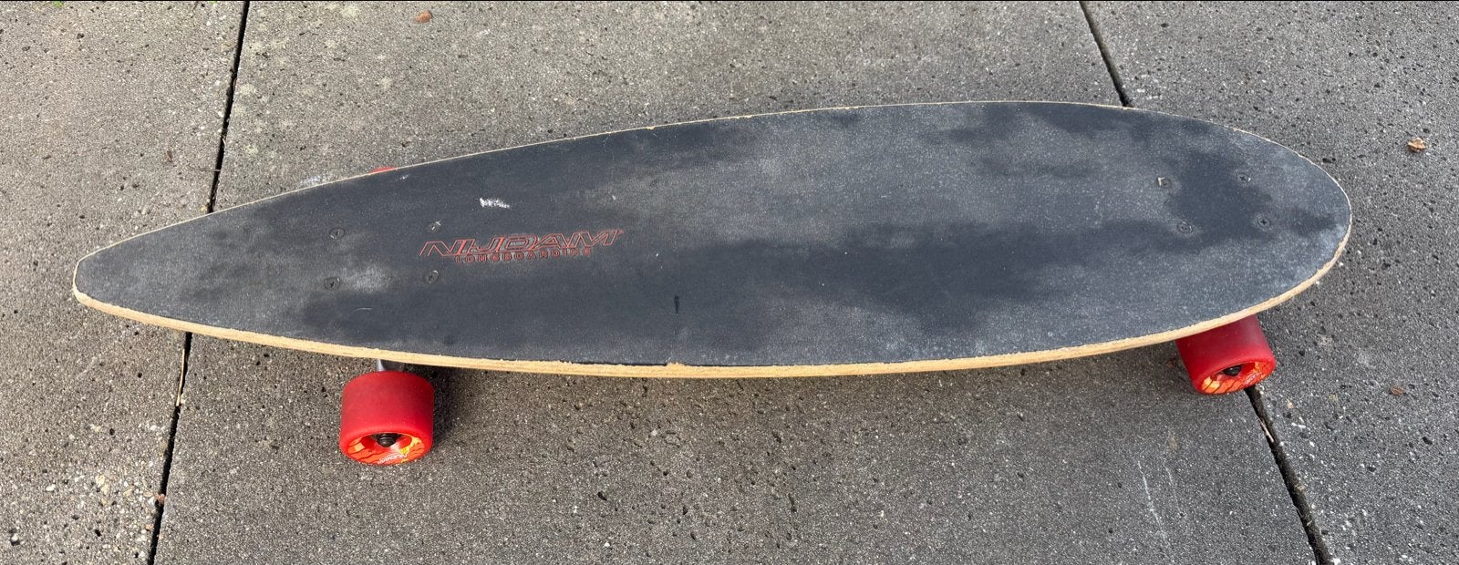 Nijdam Longboard - Perfect voor cruisen en carving, Ophalen of Verzenden, Gebruikt, Overige typen, Longboard