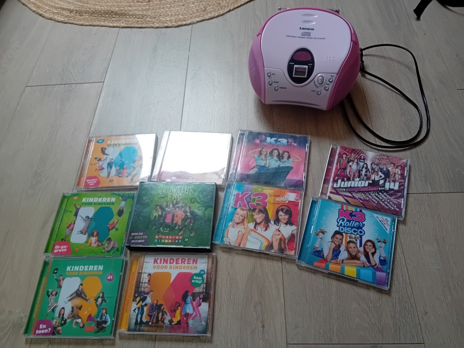 lenco radio cd speler met 10 cd's, Ophalen of Verzenden, Zo goed als nieuw, Overige merken, Draagbaar