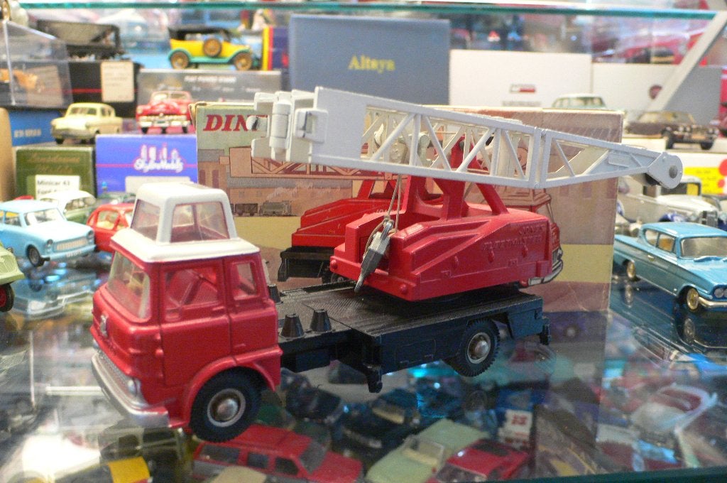 bedford jones fleetmaster crane - dinky toys engeland- 1/43, Verzenden, Nieuw, Bus of Vrachtwagen, Dinky Toys