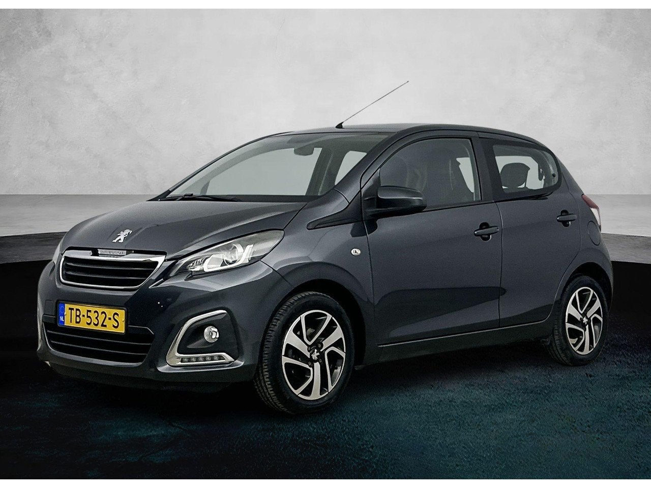 Peugeot 108 68pk Automaat Allure | Camera | CarPlay | Cruise, Auto's, Automaat, Gebruikt, 4 stoelen, 68 pk