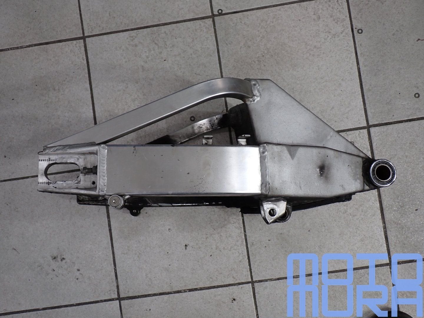 Achterbrug voor de Suzuki GSXR 750 SRAD 1996 2000 GSX-R acht, Motoren, Onderdelen | Suzuki, Gebruikt, -, -, Ophalen of Verzenden