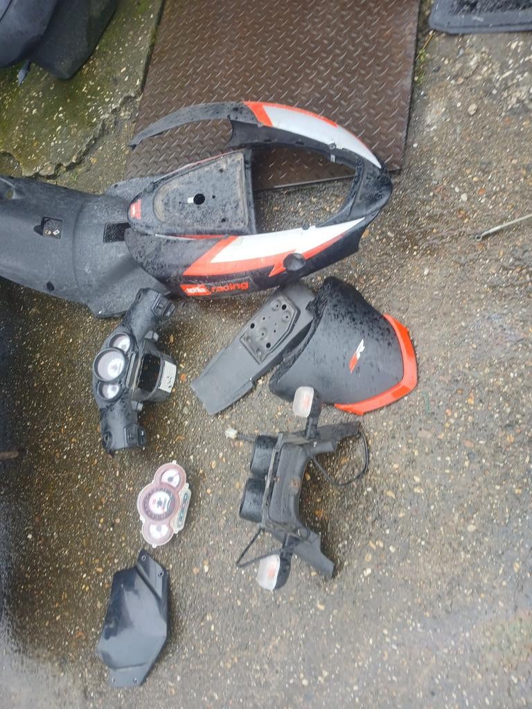 Aprilia sr onderdelen, Fietsen en Brommers, Ophalen, Aprilia