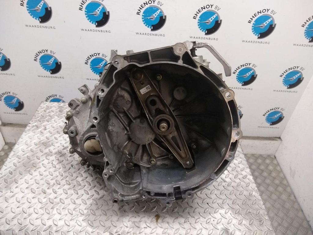 MINI (BMW) MINI TRANSMISSIE / VERSNELLINGSBAK 2017, Ophalen of Verzenden, Gebruikt, Stiba lid
