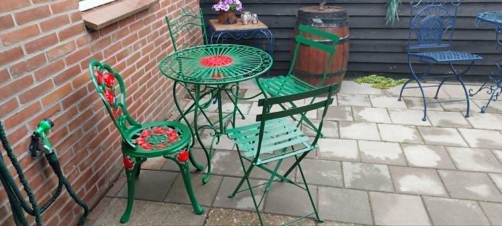 bistroset ijzer tafel 4 stoelen, Tuin en Terras, Ophalen, Gebruikt, Overige materialen, 4 zitplaatsen