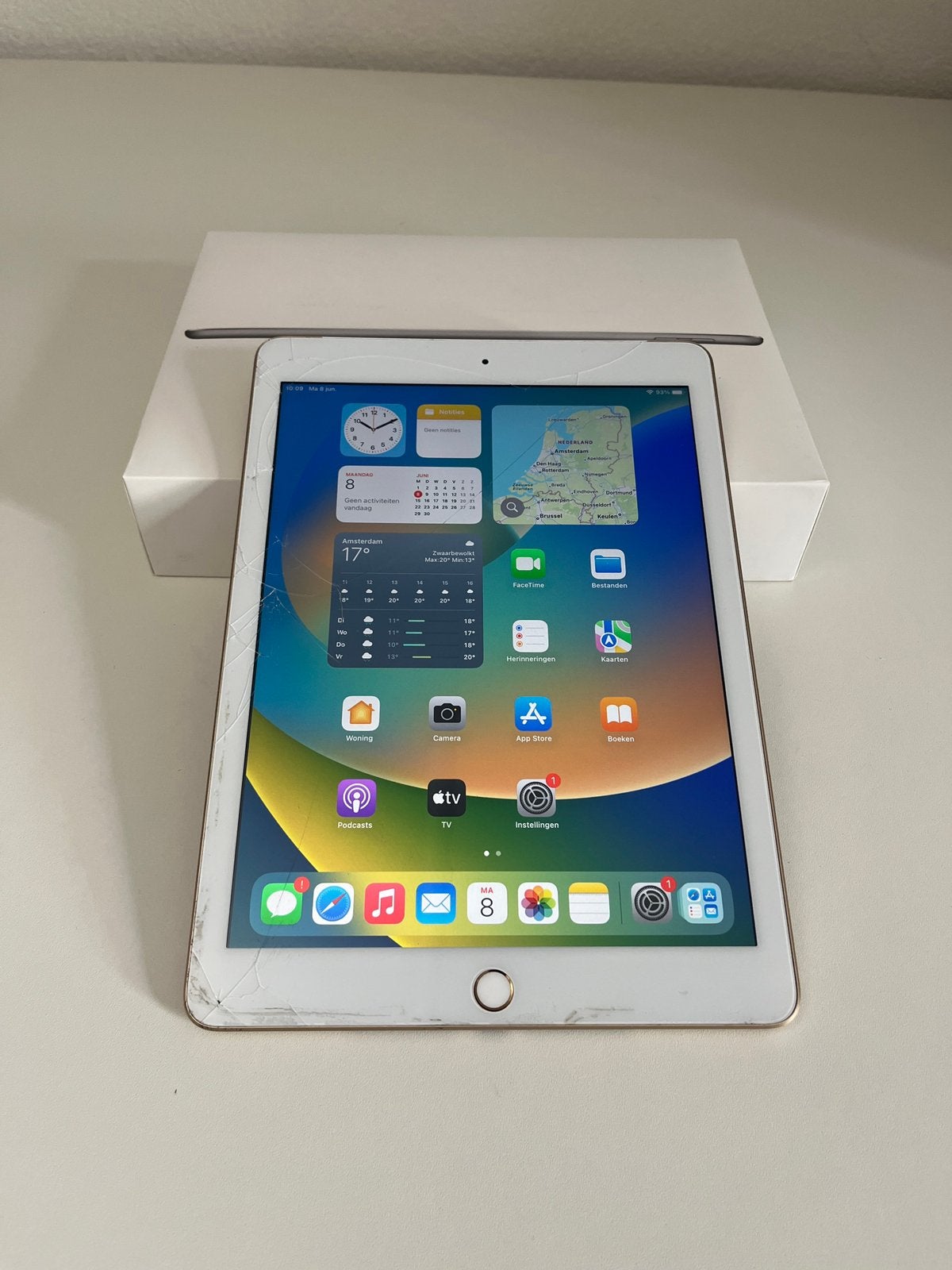 Apple iPad (5e generatie) 32GB Wi-Fi Goud - Scherm defect, Computers en Software, Apple iPads, 9 inch, 32 GB, Apple iPad, Ophalen of Verzenden