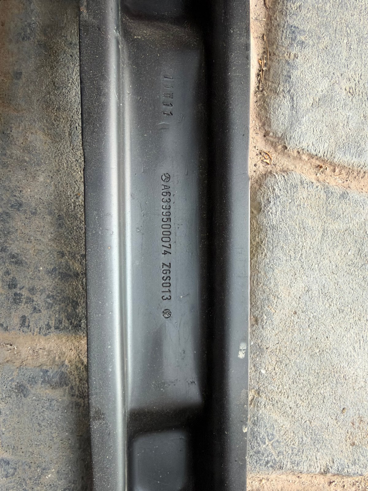 Mercedes-Benz viano bankgeleider A6399500074, Ophalen of Verzenden, Gebruikt, Mercedes-Benz