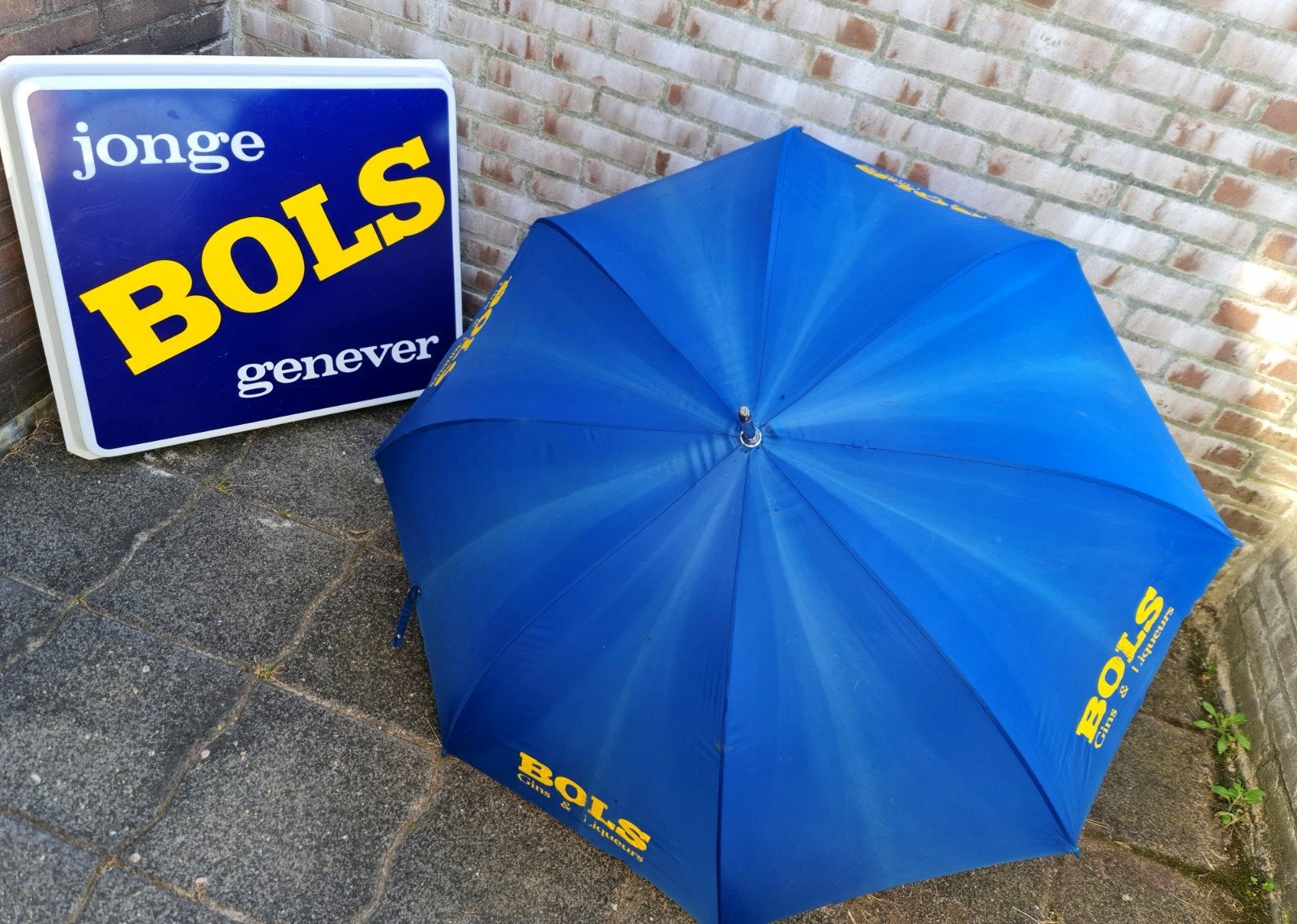 Bols Jonge Genever reclamebord & paraplu leuke mancave Items, Ophalen, Gebruikt, Reclamebord