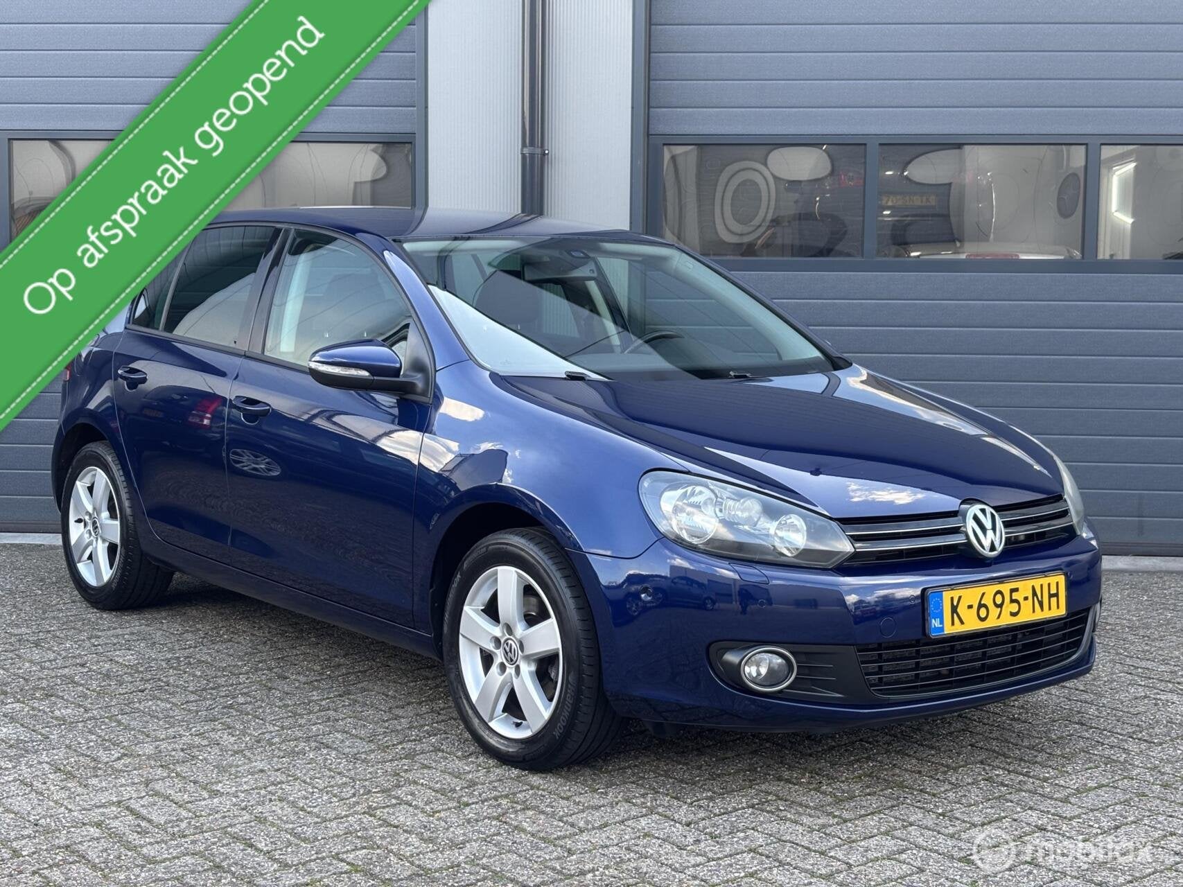 Volkswagen Golf 1.2 TSI Comfortline BlueMotion _ Automaat, Euro 5, 4 cilinders, Blauw, 1198 cc