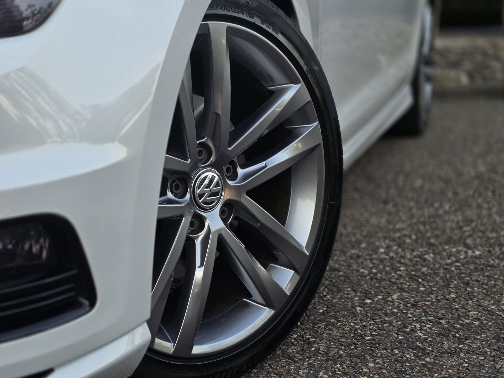 Volkswagen Golf 1.4 TSI |3x R-line |Xenon|Stoelverw, Auto's, Volkswagen, Gebruikt, 4 cilinders, Wit, 630 kg