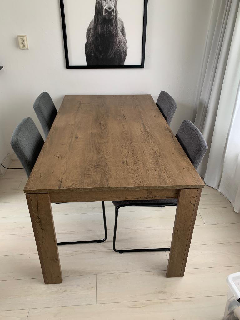 Eettafel Vedde met vier stoelen, Ophalen, 50 tot 100 cm, 150 tot 200 cm, Eikenhout