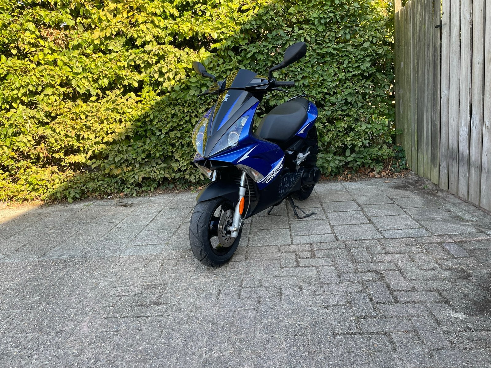 Peugeot Jetforce C-Tech 2-takt – 2.318 km, Ophalen, Overige modellen, Maximaal 45 km/u, Zo goed als nieuw