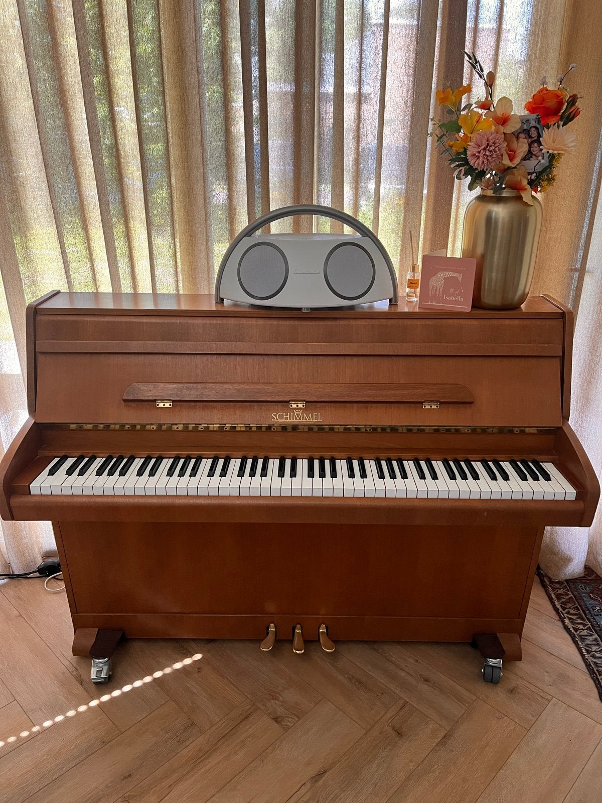 Mooie Schimmel piano met oefenpedaal, Ophalen, Gebruikt, Bruin, Piano
