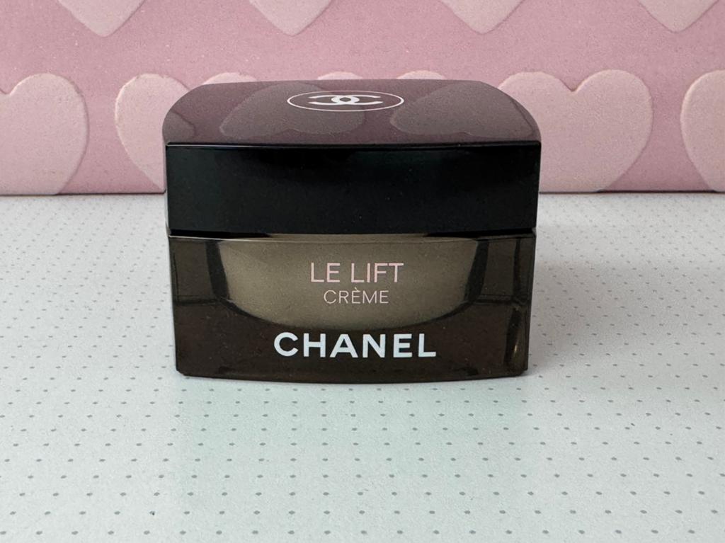 Chanel le lift crème 50ml, Sieraden, Tassen en Uiterlijk, Uiterlijk | Gezichtsverzorging, Ophalen of Verzenden, Nieuw, Gehele gezicht