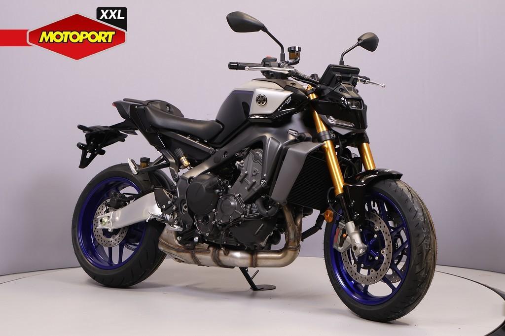 Yamaha MT 09 SP, Bedrijf, Naked bike