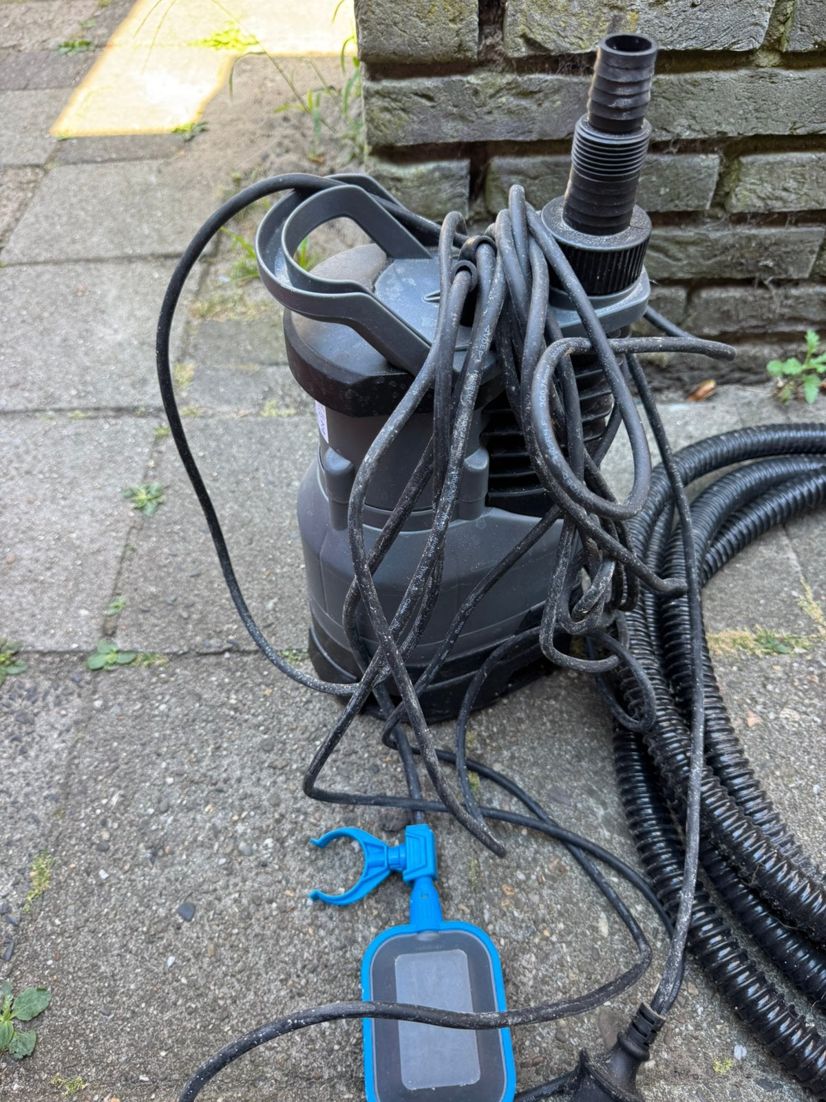 Water pomp met flotter van gamma, Ophalen, Gebruikt, Elektrisch, Dompelpomp