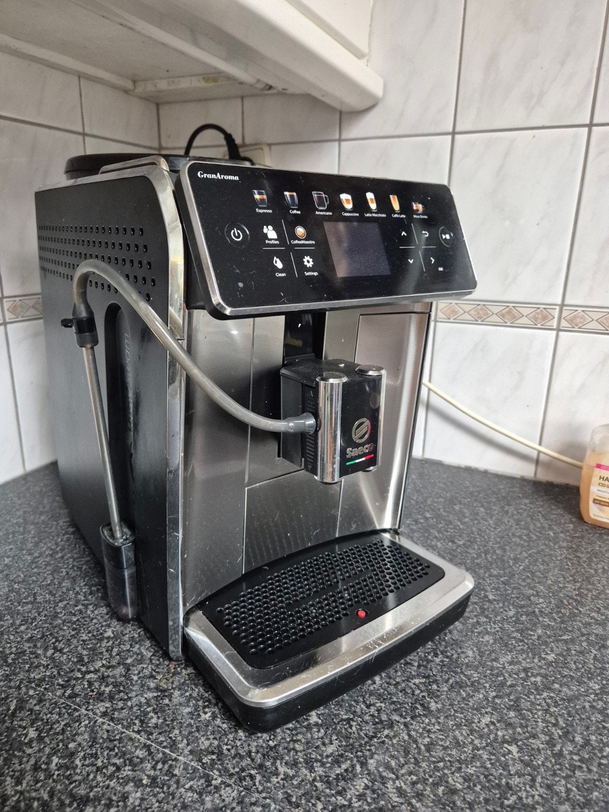 Saeco GranAroma volautomatische espressomachine, Witgoed en Apparatuur, Koffiezetapparaten, Ophalen, Espresso apparaat, Stoompijpje