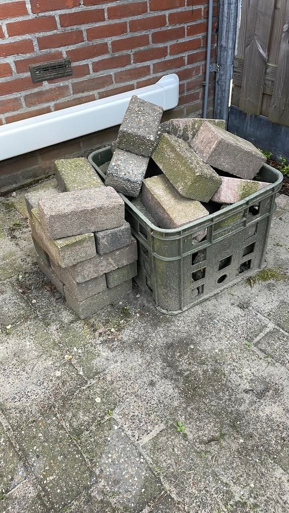 Stenen, Ophalen, Zo goed als nieuw, Beton, Klinkers