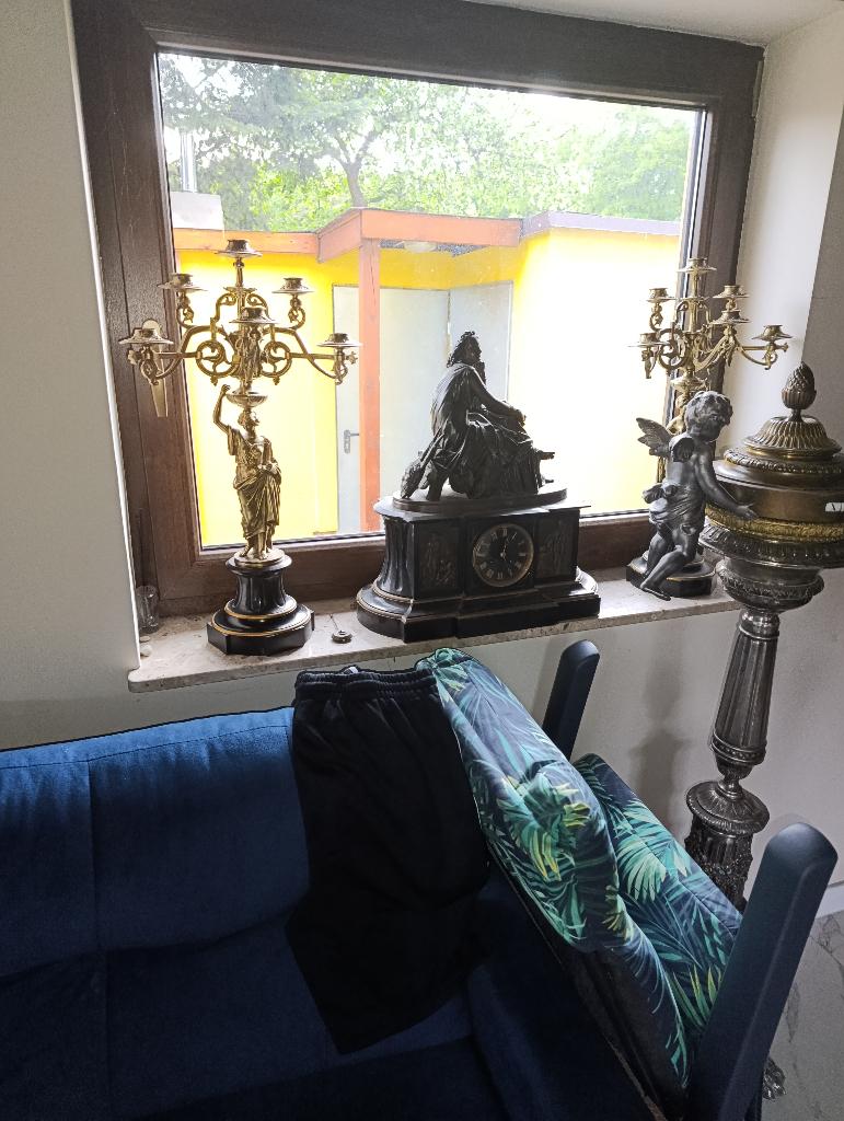 Mooie brons klok met twee kandelaars, Ophalen of Verzenden