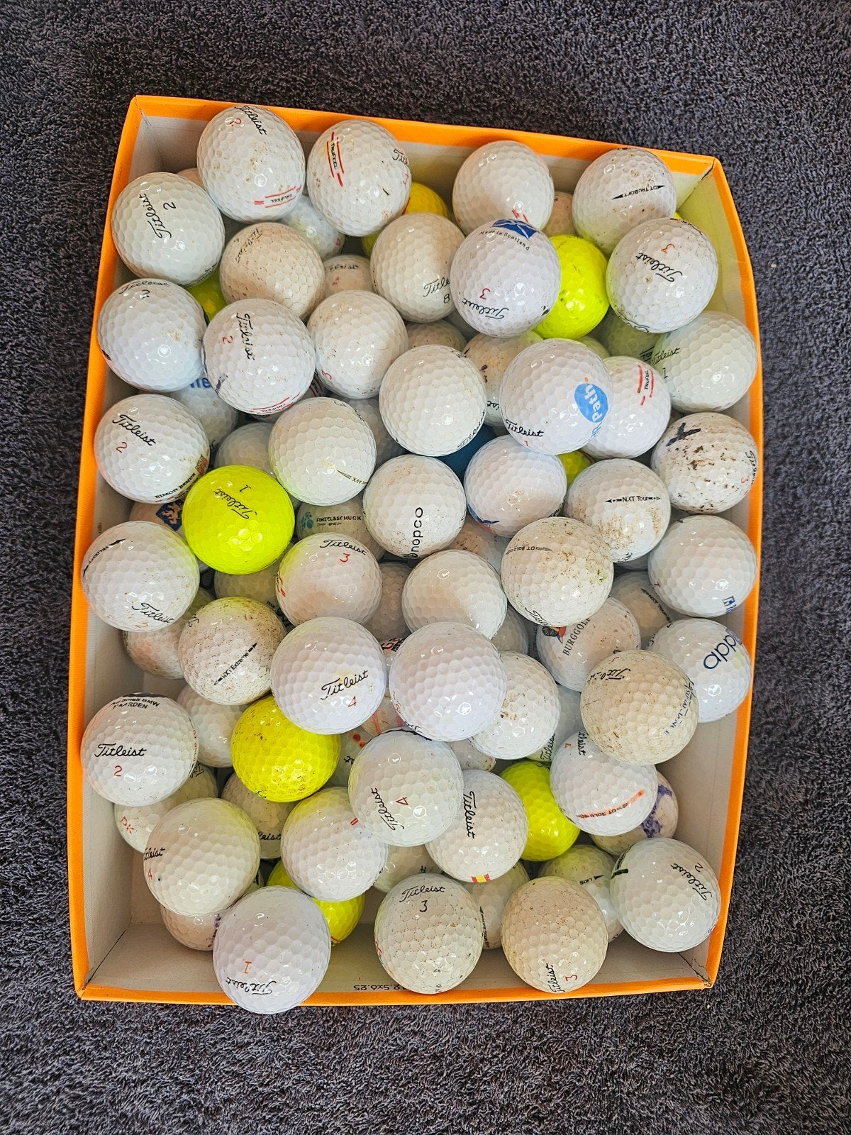 Titleist balletje 100x verschillende types excl Pro V1., Ophalen of Verzenden, Bal(len)