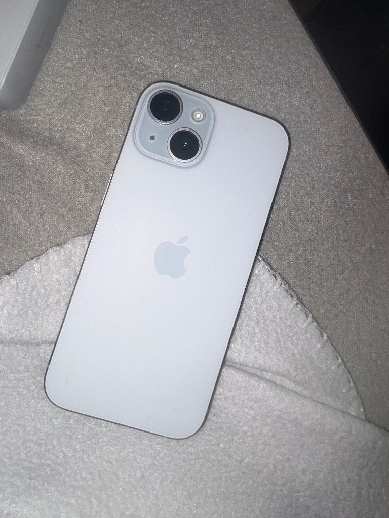 Iphone 15 white 128gb 86 battery  very good condition, Telecommunicatie, Ophalen, 128 GB, IPhone 15, 86 %