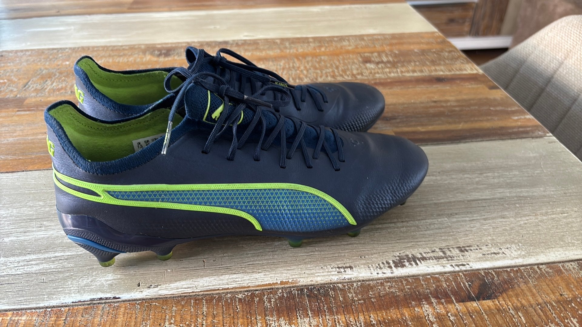 Puma King Unlimited voetbalschoenen met noppen mt 41, Maat XS of kleiner, Schoenen, Ophalen of Verzenden, Zo goed als nieuw