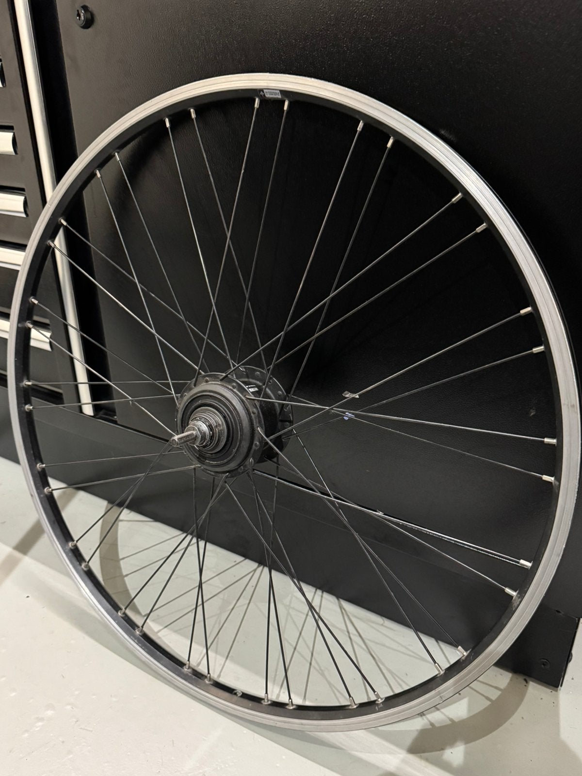 Achterwiel Nexus 8 - 28 inch zwart, Wiel, Elektrische fiets, Ophalen of Verzenden, Zo goed als nieuw