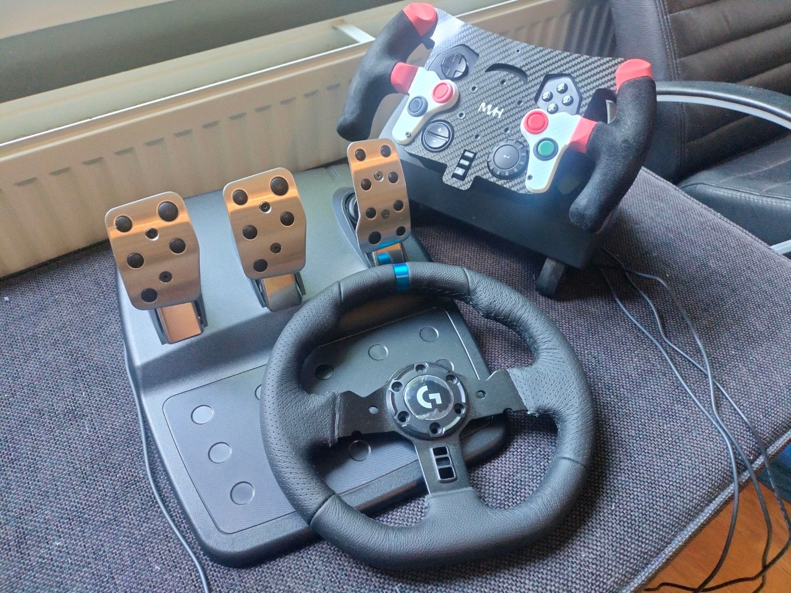 Logitech G923 trueforce + F1 stuur!, Computers en Software, Joysticks, Zo goed als nieuw, Ophalen