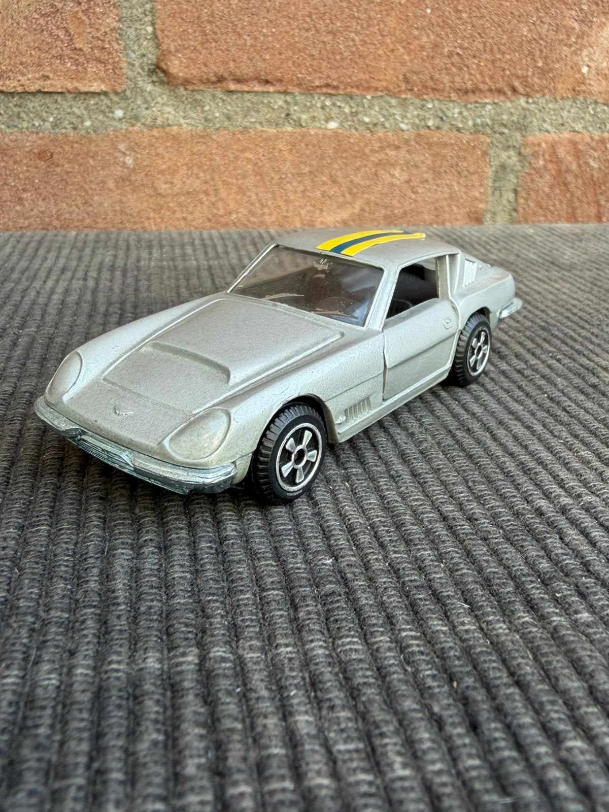 1:43 Politoys export No.561 Aston Martin DBS, Ophalen of Verzenden, Gebruikt, Auto, Overige merken