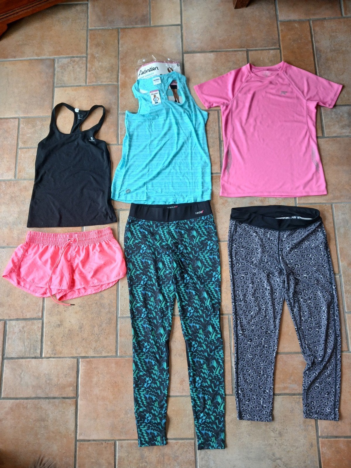 pakket sportkleding maat M, Maat 38/40 (M), Meerkleurig, Ophalen of Verzenden, Fitness of Aerobics