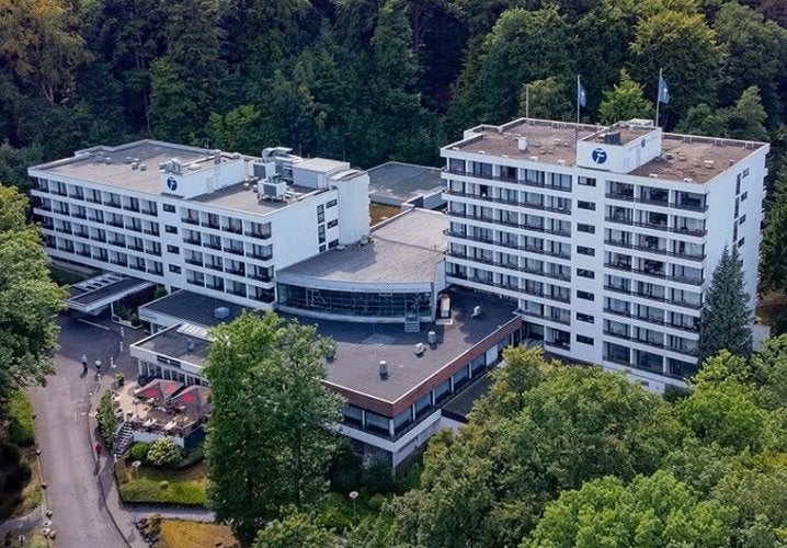 Fletcher hotel keus uit 100 hotels geldig tot 30-9-2027 ⭐⭐⭐⭐, Twee personen, 1 overnachting