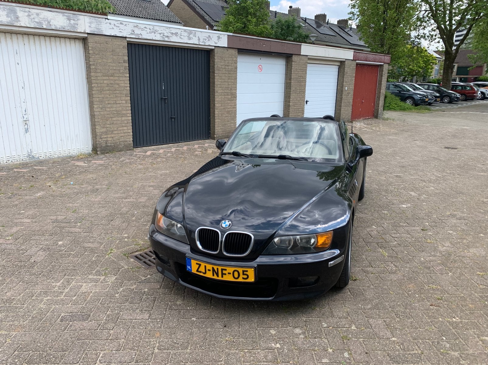 BMW Z3 2.0 Roadster 1999 Zwart, Achterwielaandrijving, Cabriolet, Zwart, 1200 kg