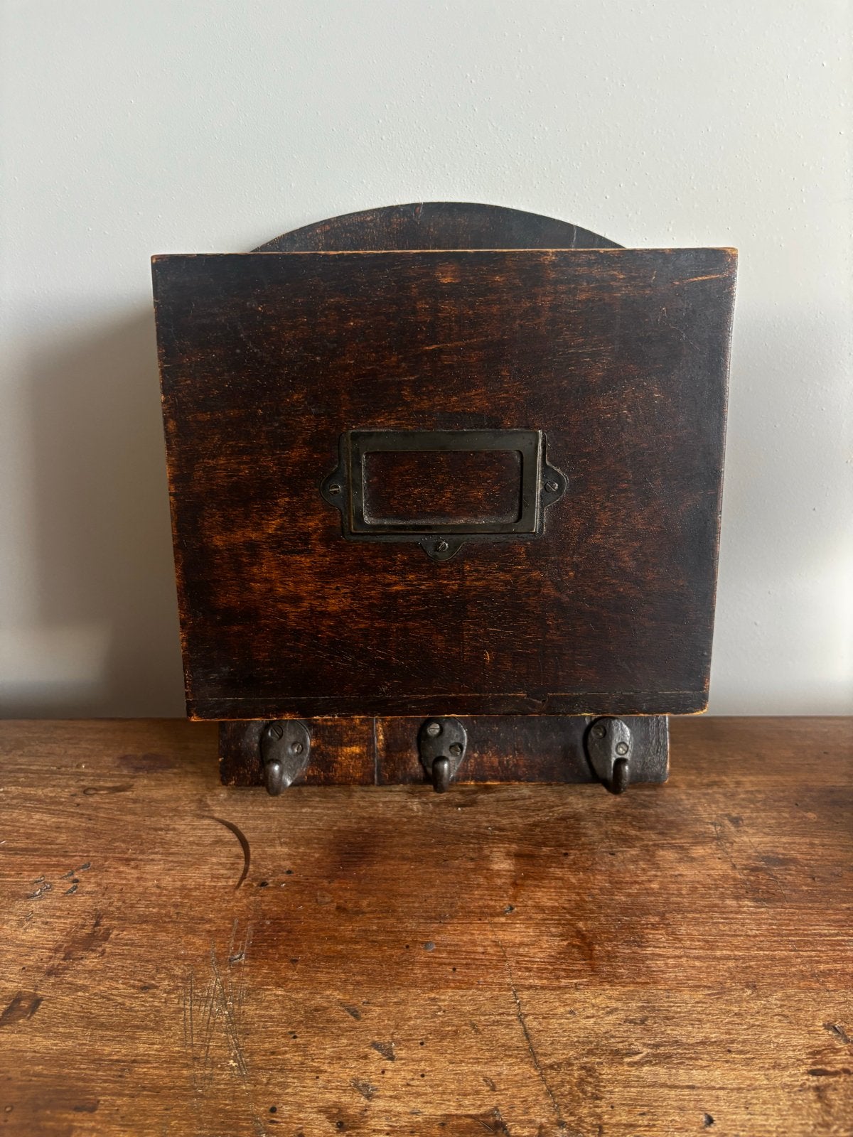 Vintage houten post- en sleutelhouder, decoratief, Ophalen of Verzenden