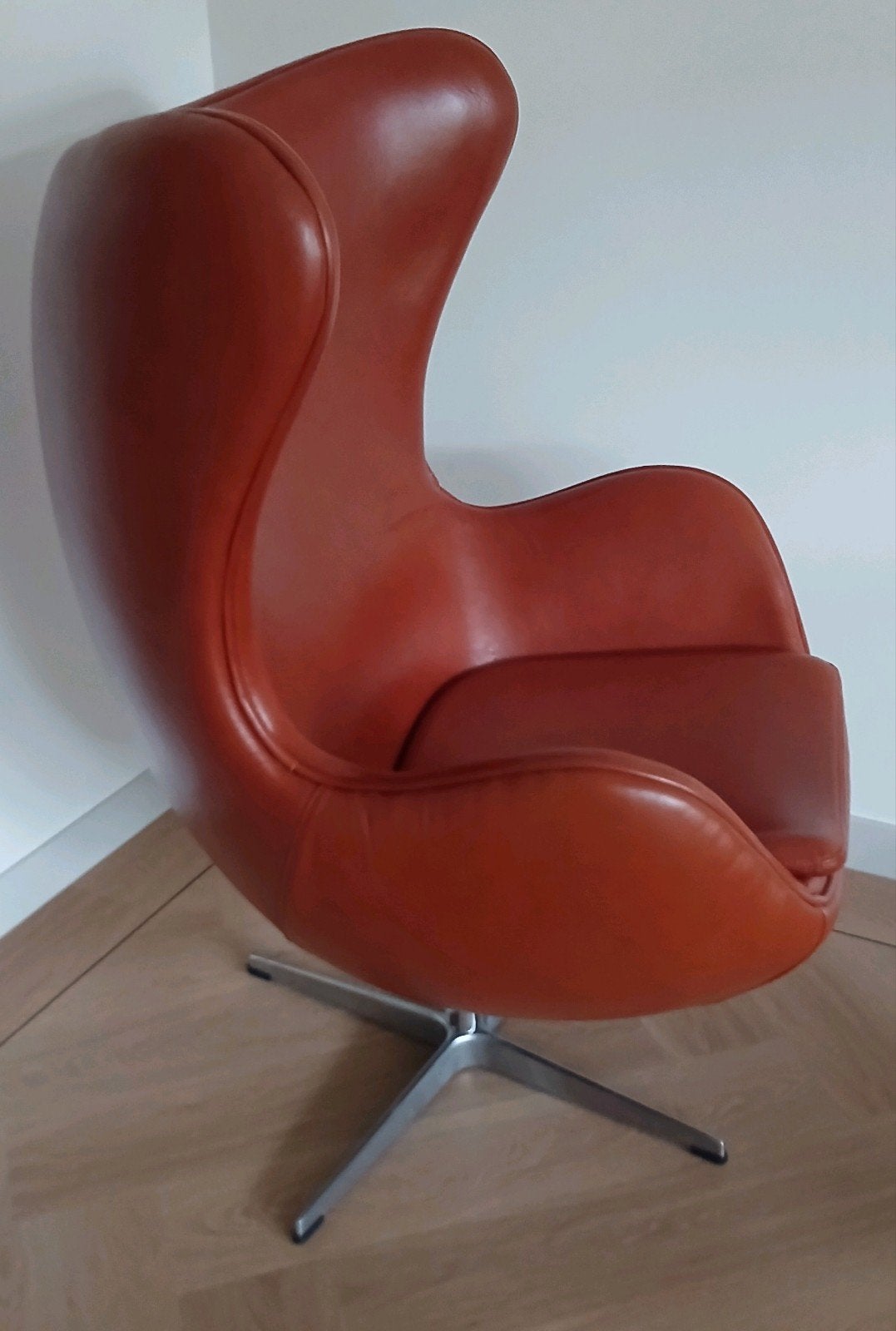 Fritz Hansen Egg Chair replica Cognac Leer + event. Ottoman, Ophalen, Zo goed als nieuw, 50 tot 75 cm, Leer
