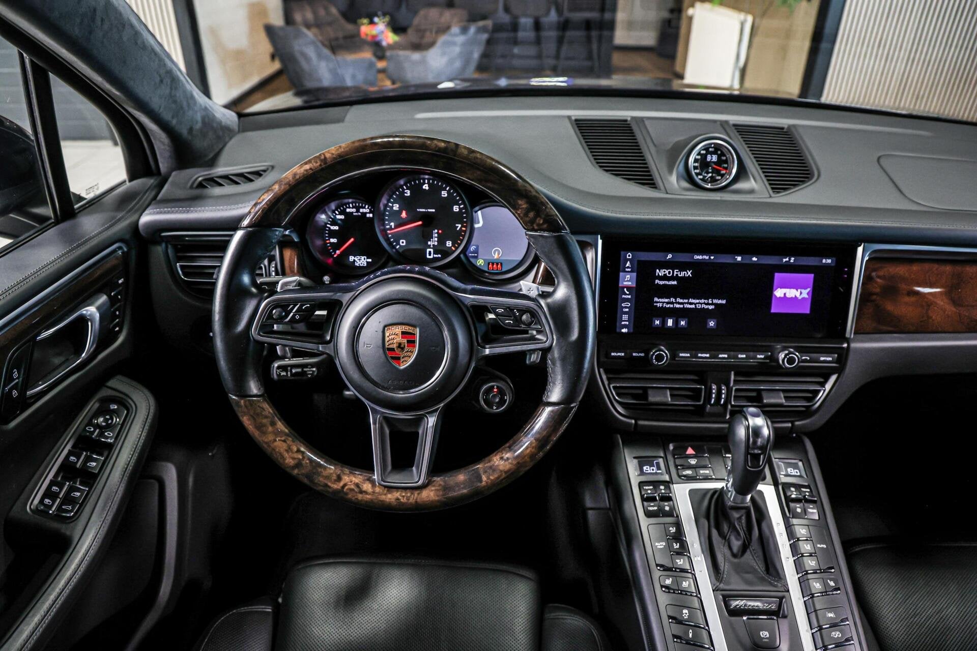 Porsche Macan 3.0 S|Chrono|Bose|Verkoeling|Luchtvering|21'', Automaat, Gebruikt, 2995 cc, Met garantie (alle)