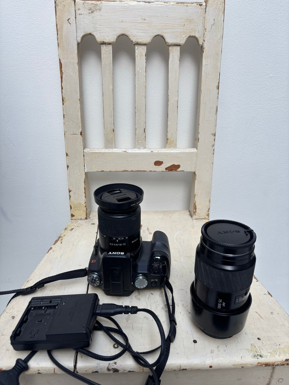 Sony Alpha A100 Spiegelreflexcamera met 2 lenzen, Audio, Tv en Foto, Fotocamera's Digitaal, Gebruikt, Spiegelreflex, Sony, 8 keer of meer