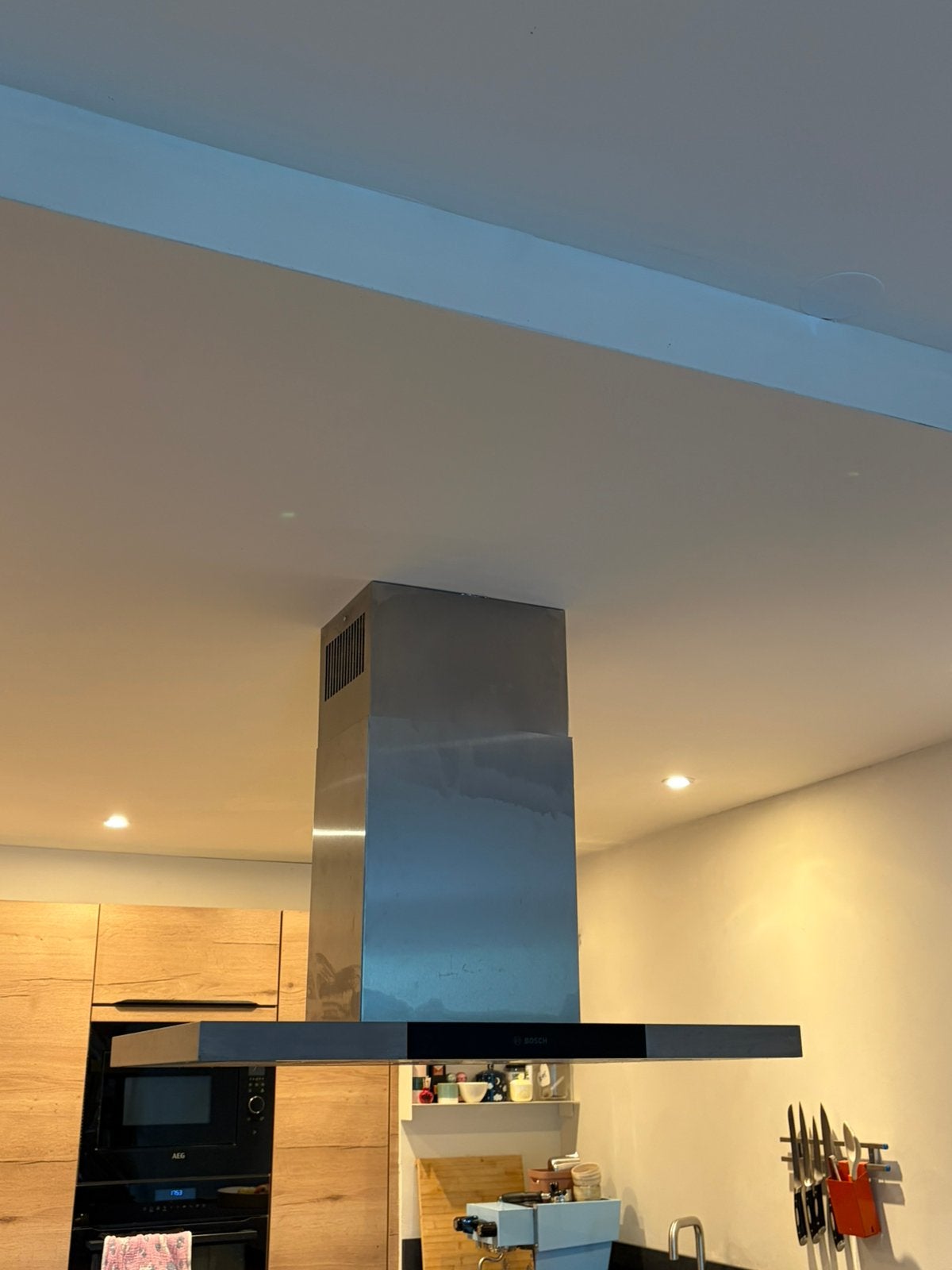 Bosch Island Extractor hood, Ophalen, Zo goed als nieuw, 200 tot 400 m³ per uur, Wandschouwkap