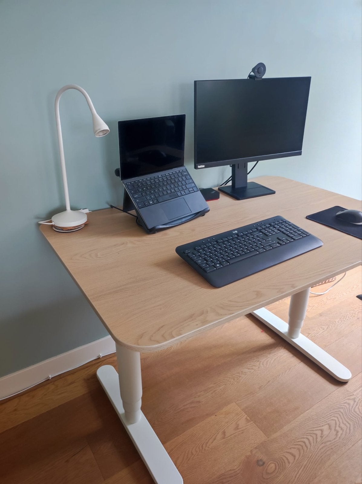 IKEA Zit-sta bureau, elektrisch, 80x120cm, Huis en Inrichting, Bureaus, Ophalen, Zit-sta bureau, Elektrisch, Zo goed als nieuw