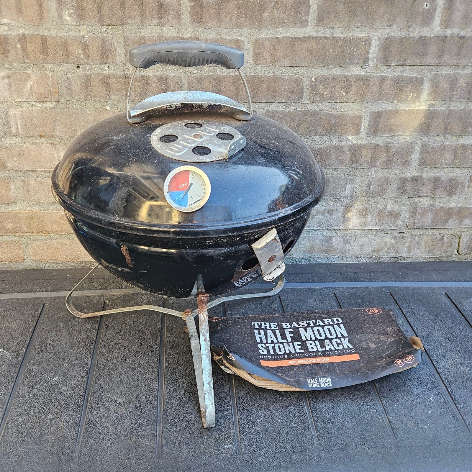 Weber smokey joe barbecue bbq half stone moon black, Ophalen, Gebruikt, Weber