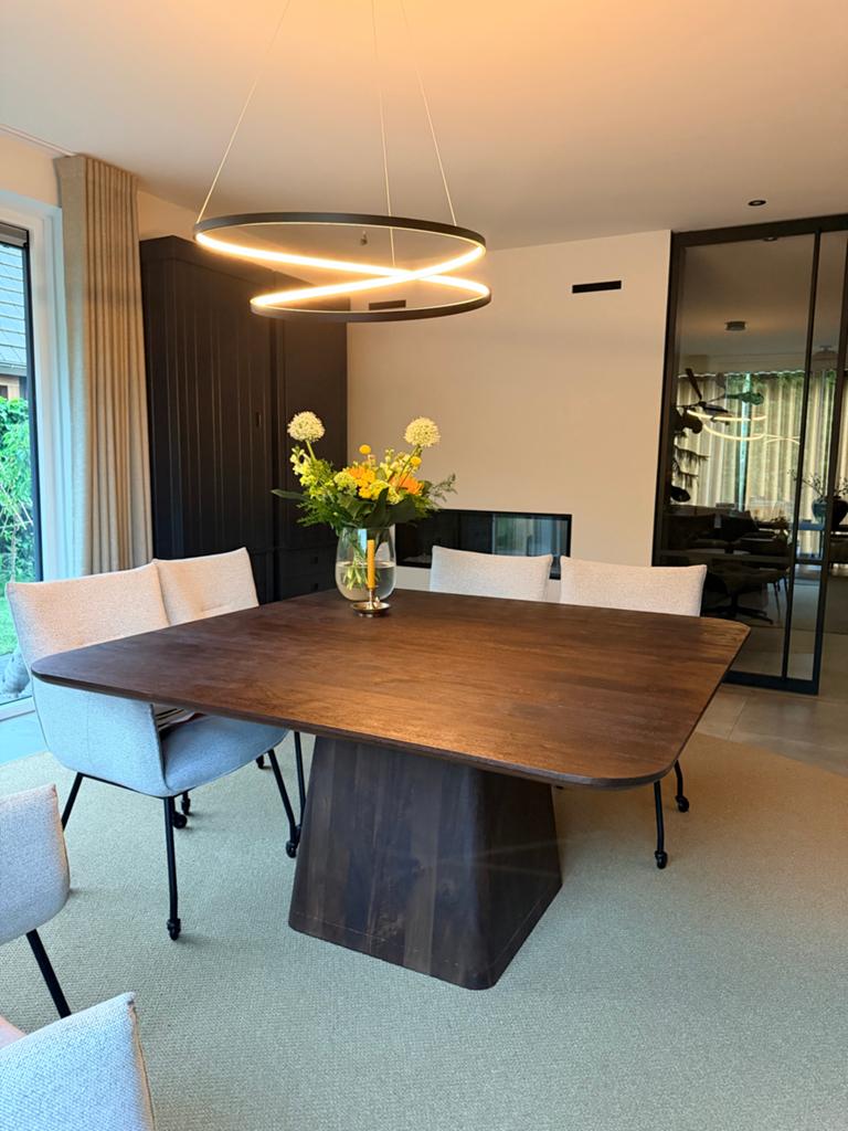 Eleonora eettafel vierkant met ronde hoeken 150x150cm, 150 tot 200 cm, Vierkant, Ophalen of Verzenden, Zo goed als nieuw