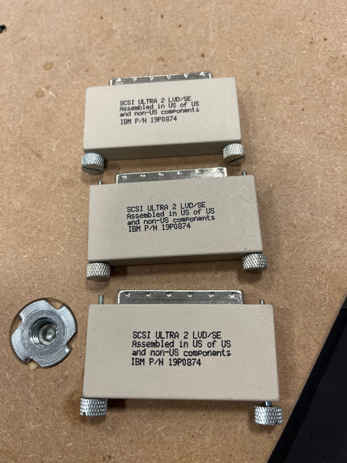 3x IBM SCSI Ultra 2 LVD/SE Terminator (P/N 19P0874), Ophalen, Gebruikt