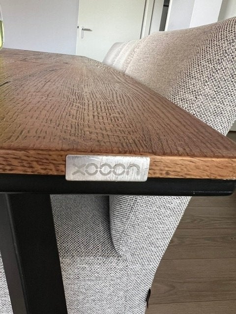 Mooie Xooon eettafel eikenhout met metalen onderstel, Huis en Inrichting, Tafels | Eettafels, Ophalen, 50 tot 100 cm, Zo goed als nieuw