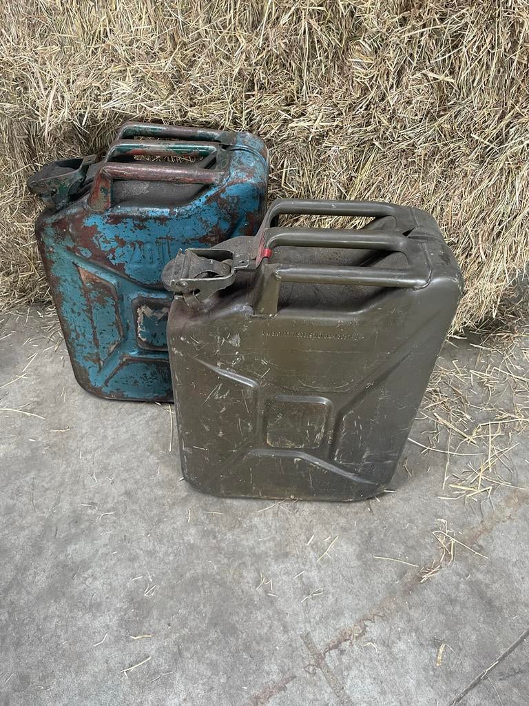 Set van 2 vintage jerrycans (blauw en groen), Ophalen of Verzenden