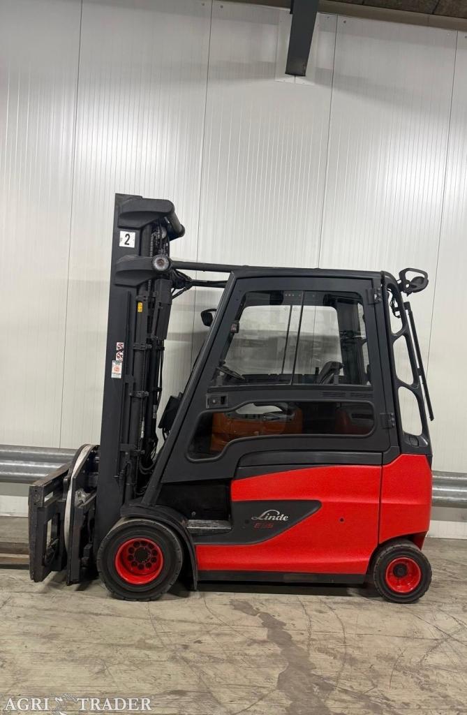 Heftruck linde E 35HL-02 2018 met rotator vorkenversteller e, Zakelijke goederen, Machines en Bouw | Heftrucks en Intern transport