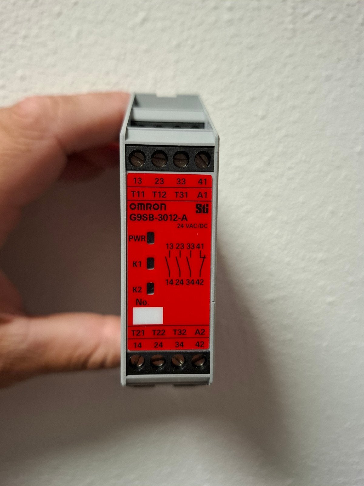 Omron safety relais G9SB-3012-A nieuw!, Ophalen of Verzenden, Nieuw