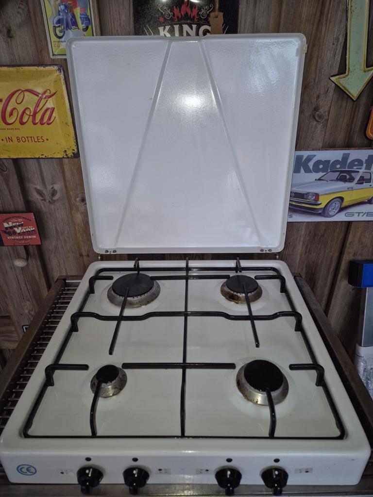 Gasstel 4 pits - Ideaal voor camping of buitenkeuken, Ophalen, Gebruikt, Minder dan 85 cm, 4 kookzones