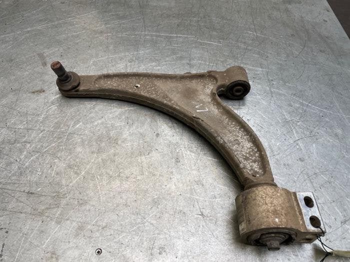Draagarm links-voor van een Opel Insignia, Gebruikt, -, -, Opel