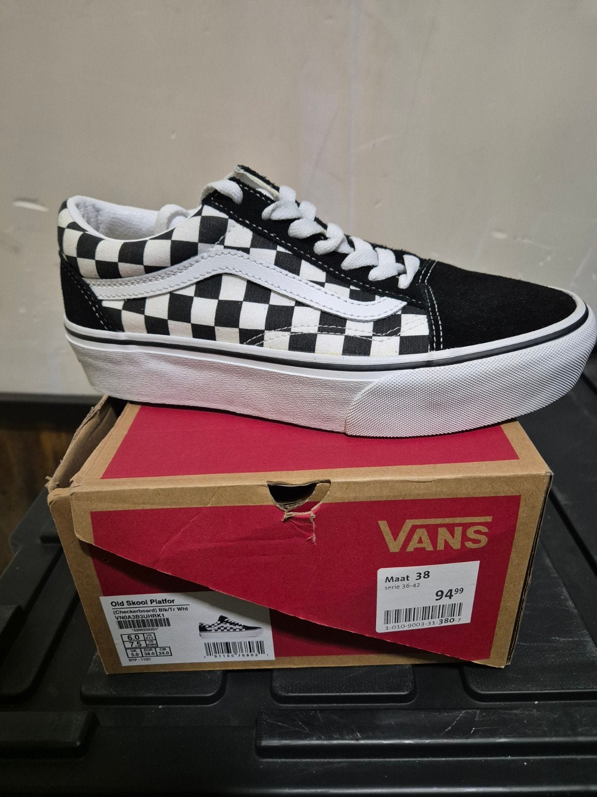 Vans Old Skool Platform Checkerboard - Maat 38, Zwart, Nieuw, Ophalen of Verzenden, Sneakers of Gympen